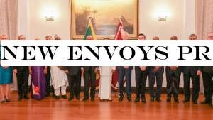 New envoys present credentials