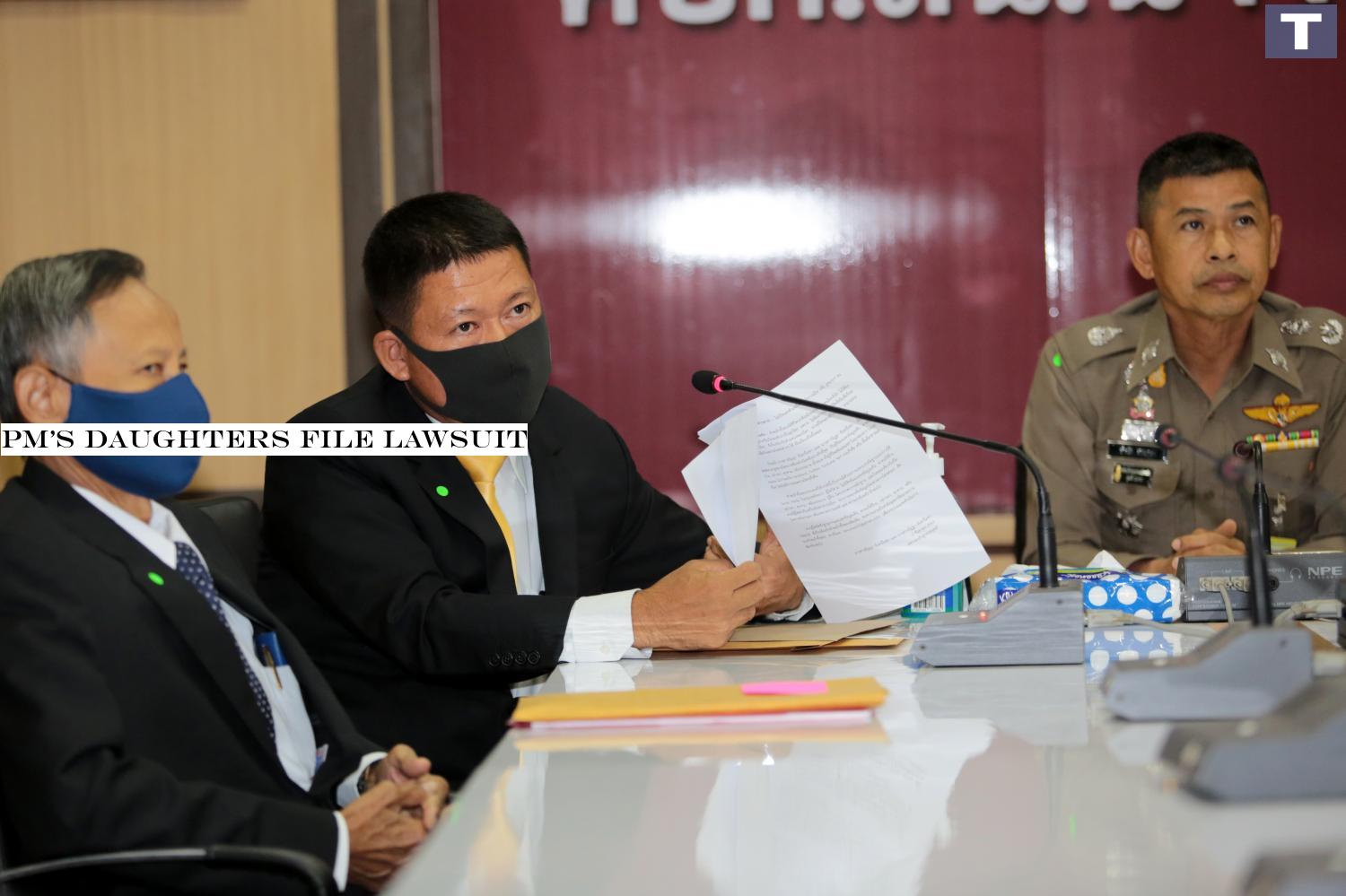 Lawyer Apiwat Khanthong on Wednesday lodges a defamation lawsuit with Nang Loeng police on behalf of Thanya and Nittha Chan-o-cha, the premier's two daughters. PM's daughters file lawsuit