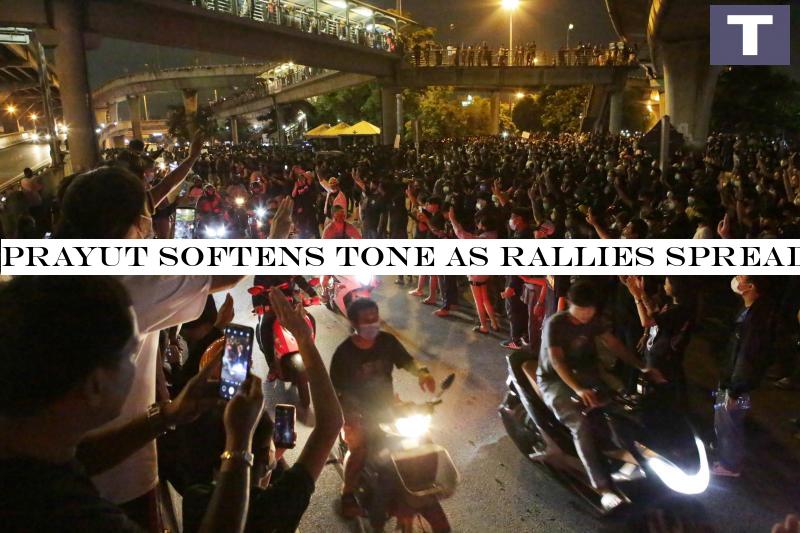 Protesters flocked to the area outside the Future Park shopping centre in Rangsit of Pathum Thani province for the rally against the government on Sunday. (Photo by Apichit Jinakul) Prayut softens tone as rallies spread nationwide